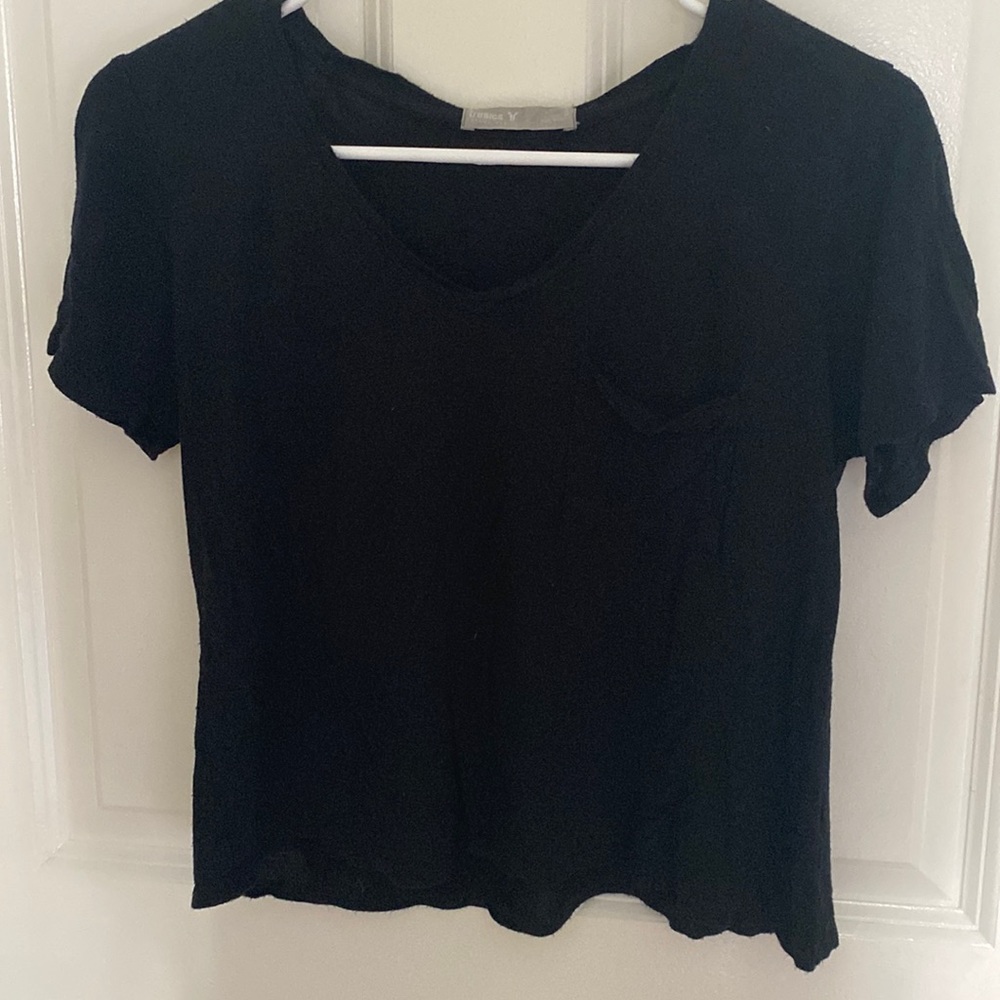 Simple black top